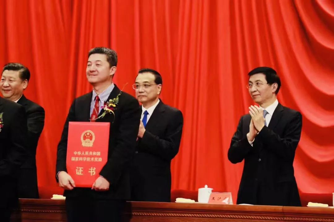 左林右狸：我知道的张首晟