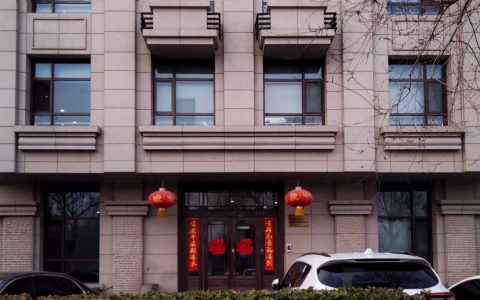 离开比特大陆的年轻人