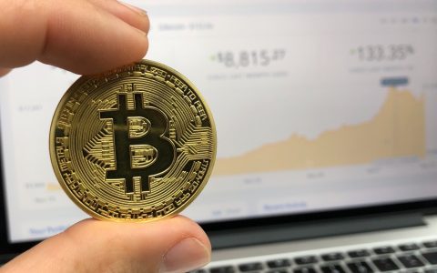 大资金入场工具问世，Bakkt全球首个实物结算BTC期货获批！