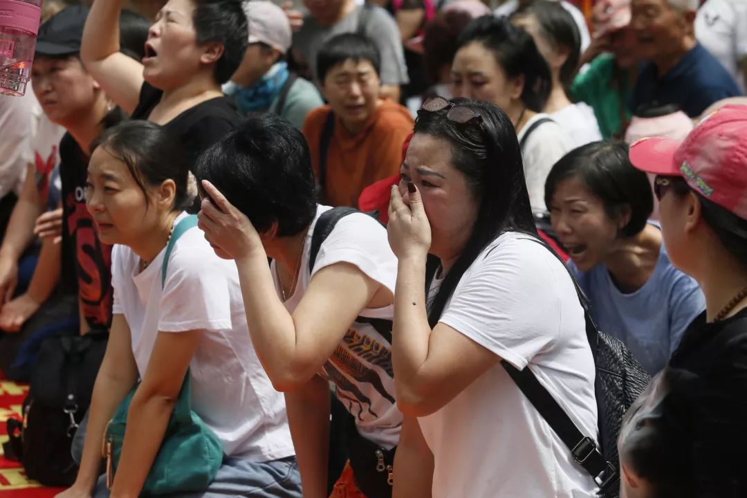 MBI总部人去楼空百名国人吉隆坡哭诉！重庆11名骨干吸金近6千万被起诉