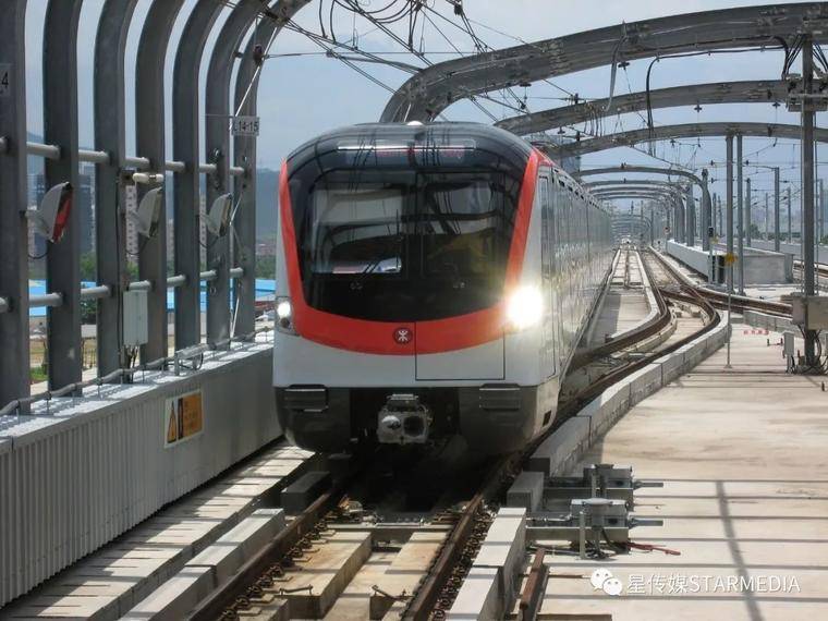 新基建狂潮，区块链的“加速度”