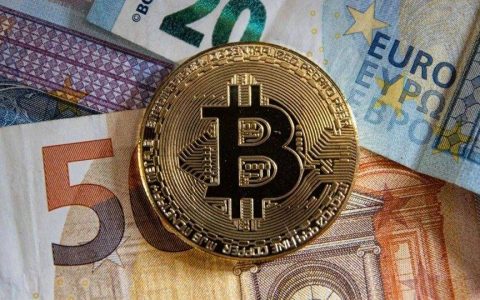 11 月 DeFi 代币表现超过比特币？事情可能没那么简单