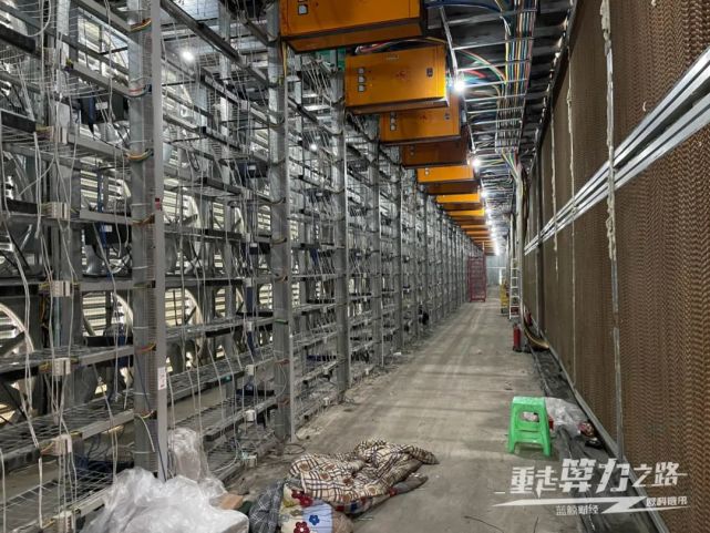 重走比特币“算力之路”：实探内蒙鄂尔多斯、新疆准东、川西加密货币矿场