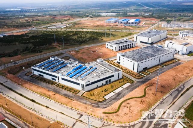 重走比特币“算力之路”：实探内蒙鄂尔多斯、新疆准东、川西加密货币矿场