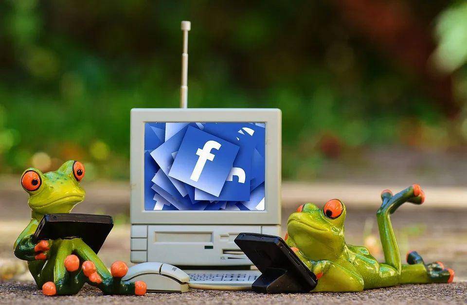 脸书改名：以后不要叫我 Facebook，请叫我“元宇宙”