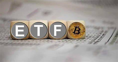 比特币 ETF 的美国八年，从遥不可及到近在眼前