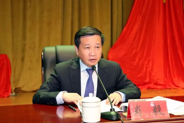肖毅被“双开”，曾引进外资从事虚拟货币“挖矿”